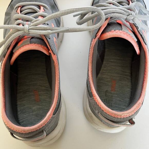NEW BALANCE 511 running shoe, gray & peach women's size 7 - Picture 6 of 8